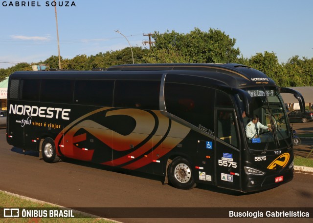 Expresso Nordeste 5575 na cidade de Foz do Iguaçu, Paraná, Brasil, por Busologia Gabrielística. Número da foto: #12913097.