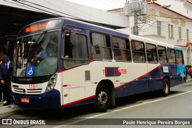 Colitur Transportes Rodoviários 115 na cidade de Barra Mansa, Rio de Janeiro, Brasil, por Paulo Henrique Pereira Borges. Número da foto: #12915407.