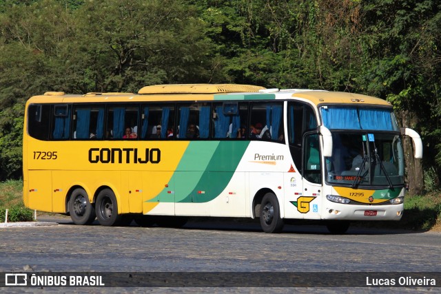 Empresa Gontijo de Transportes 17295 na cidade de Manhuaçu, Minas Gerais, Brasil, por Lucas Oliveira. Número da foto: #12915076.