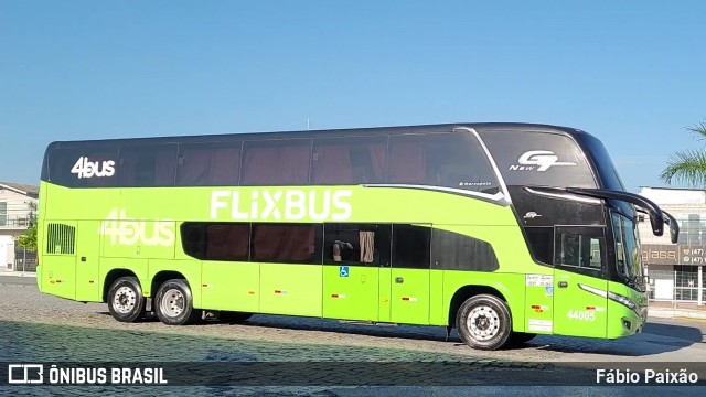 4bus - Cooperativa de Transporte Rodoviário de Passageiros Serviços e Tecnologia - Buscoop 44005 na cidade de Balneário Camboriú, Santa Catarina, Brasil, por Fábio Paixão. Número da foto: #12915305.