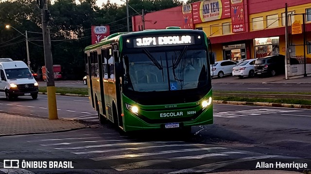 Transportes Capellini 32594 na cidade de Paulínia, São Paulo, Brasil, por Allan Henrique. Número da foto: #12918132.
