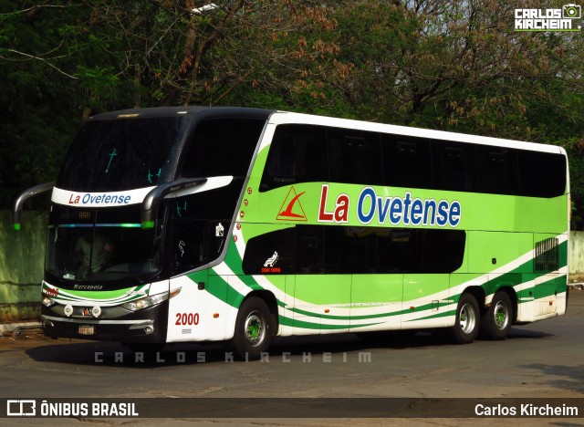 La Ovetense 2000 na cidade de Asunción, Paraguai, por Carlos Kircheim. Número da foto: #12917548.