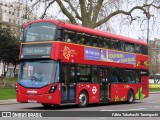Metroline WHD2723 na cidade de London, Greater London, Inglaterra, por Fábio Takahashi Tanniguchi. Número da foto: #12917193.
