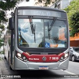 Nova Paineira Transportes Urbanos S.A 7 5610 na cidade de São Paulo, São Paulo, Brasil, por Michel Nowacki. Número da foto: #:id.