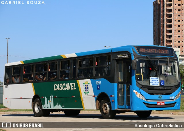 Pioneira Transportes 1097 na cidade de Cascavel, Paraná, Brasil, por Busologia Gabrielística. Número da foto: #12920073.