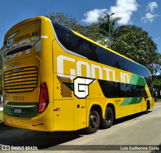 Empresa Gontijo de Transportes 23015 na cidade de Patos de Minas, Minas Gerais, Brasil, por Luis Guilherme Costa. Número da foto: #12918976.