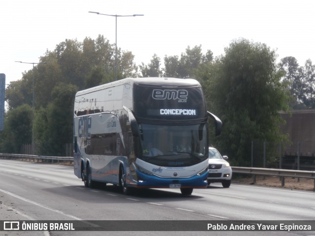 Pullman Eme Bus 183 na cidade de Chimbarongo, Colchagua, Libertador General Bernardo O'Higgins, Chile, por Pablo Andres Yavar Espinoza. Número da foto: #12920046.