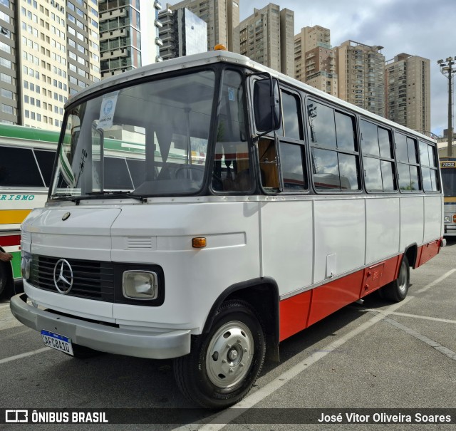Ônibus Particulares 8010 na cidade de Barueri, São Paulo, Brasil, por José Vitor Oliveira Soares. Número da foto: #12854837.