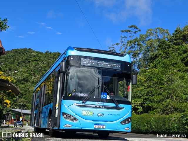 FAOL - Friburgo Auto Ônibus 600 na cidade de Nova Friburgo, Rio de Janeiro, Brasil, por Luan Teixeira. Número da foto: #12856883.