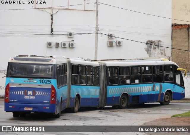 Metrobus 1025 na cidade de Goiânia, Goiás, Brasil, por Busologia Gabrielística. Número da foto: #12856885.