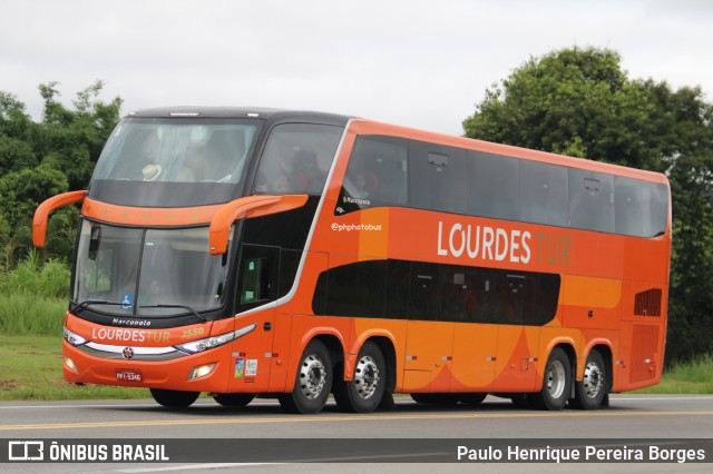 Lourdes Tur 2550 na cidade de Barra do Piraí, Rio de Janeiro, Brasil, por Paulo Henrique Pereira Borges. Número da foto: #12856536.