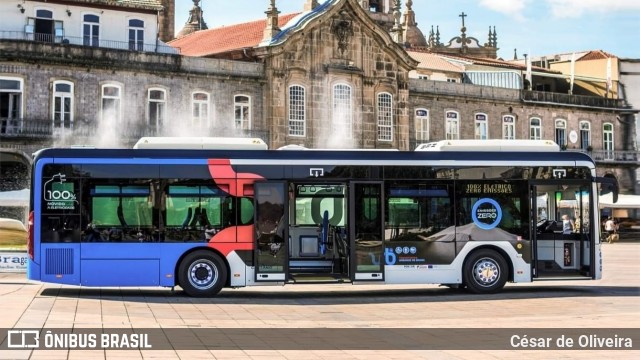 TUB - Transportes Urbanos Braga  na cidade de Braga, Braga, Portugal, por César de Oliveira. Número da foto: #12922041.