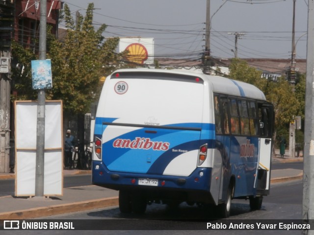 Andibus 92 na cidade de San Fernando, Colchagua, Libertador General Bernardo O'Higgins, Chile, por Pablo Andres Yavar Espinoza. Número da foto: #12921635.