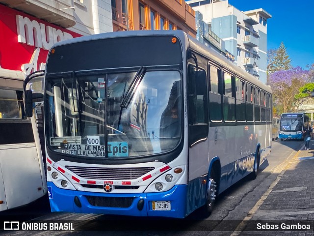 Buses Guadalupe 18 na cidade de Carmen, San José, San José, Costa Rica, por Sebas Gamboa. Número da foto: #12920731.