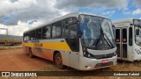 Ônibus Particulares 69 na cidade de Pompéu, Minas Gerais, Brasil, por Anderson Gabriel. Número da foto: #12920494.