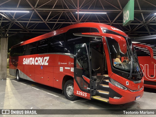 Viação Santa Cruz 32923 na cidade de São Paulo, São Paulo, Brasil, por Teotonio Mariano. Número da foto: #12924061.