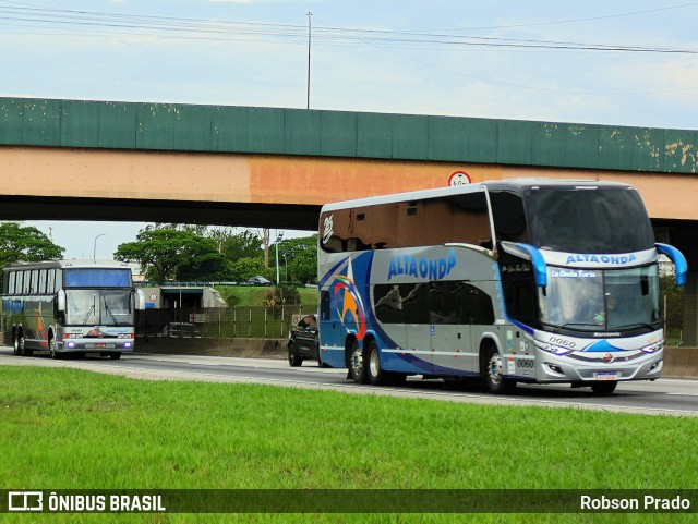 Alta Onda Turismo 0060 na cidade de São José dos Campos, São Paulo, Brasil, por Robson Prado. Número da foto: #12923877.