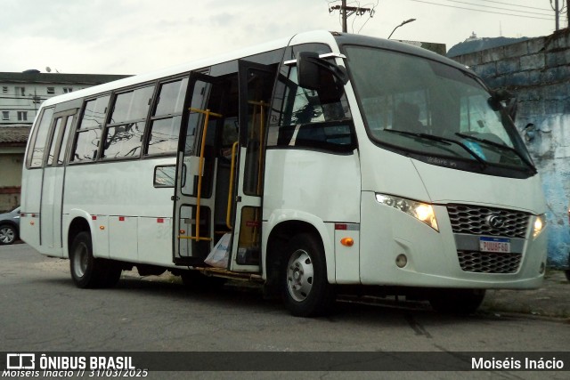 Ônibus Particulares 8560 na cidade de Cubatão, São Paulo, Brasil, por Moiséis Inácio. Número da foto: #12924924.