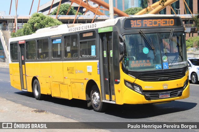 Real Auto Ônibus A41085 na cidade de Rio de Janeiro, Rio de Janeiro, Brasil, por Paulo Henrique Pereira Borges. Número da foto: #12859546.