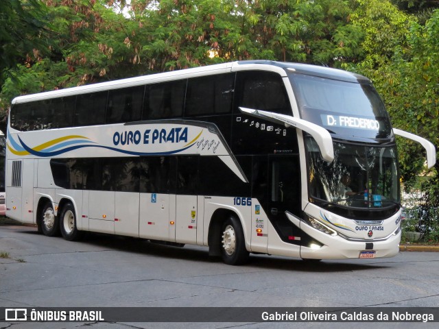 Viação Ouro e Prata 1066 na cidade de São Paulo, São Paulo, Brasil, por Gabriel Oliveira Caldas da Nobrega. Número da foto: #12858834.
