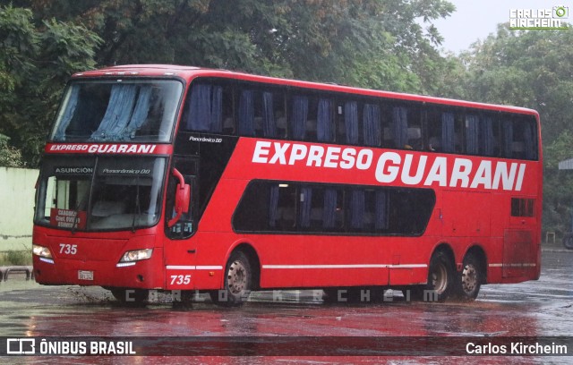 Expreso Guarani 735 na cidade de Asunción, Paraguai, por Carlos Kircheim. Número da foto: #12858400.