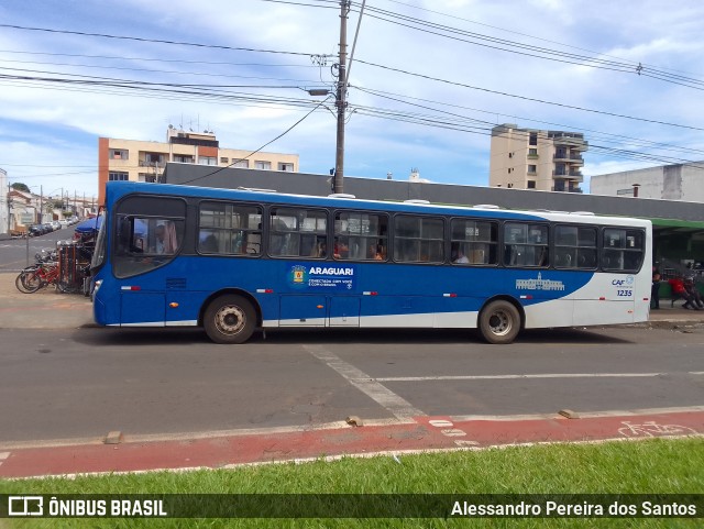 CAF Transportes 1503 na cidade de Araguari, Minas Gerais, Brasil, por Alessandro Pereira dos Santos. Número da foto: #12862048.