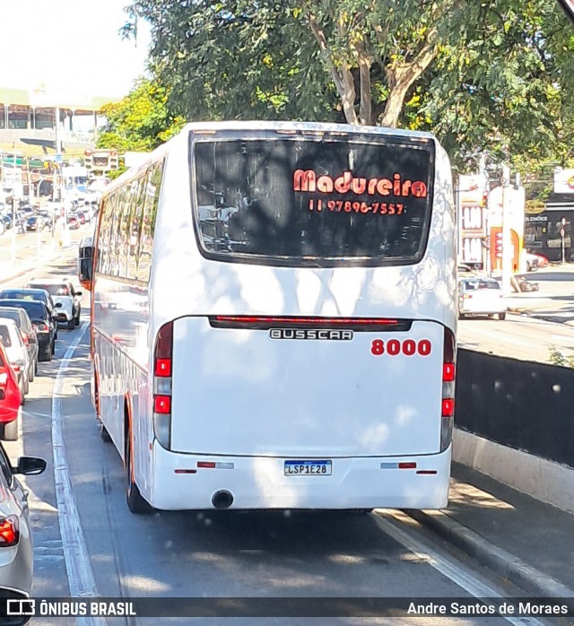 Madureira Turismo e Locadora de Veículos 8000 na cidade de Taboão da Serra, São Paulo, Brasil, por Andre Santos de Moraes. Número da foto: #12861987.
