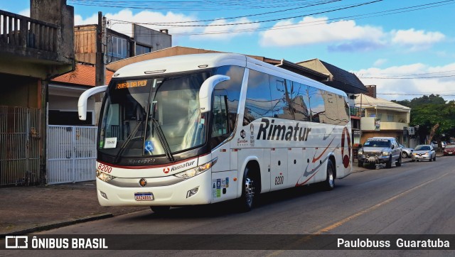Rimatur Transportes 8200 na cidade de Guaratuba, Paraná, Brasil, por Paulobuss  Guaratuba. Número da foto: #12863140.