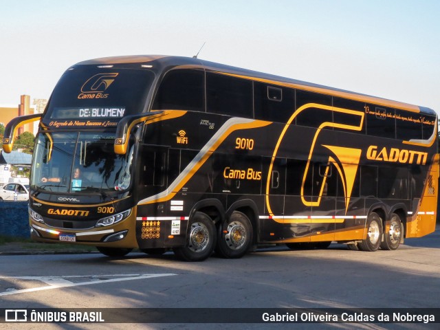 Auto Viação Gadotti 9010 na cidade de São Paulo, São Paulo, Brasil, por Gabriel Oliveira Caldas da Nobrega. Número da foto: #12862700.
