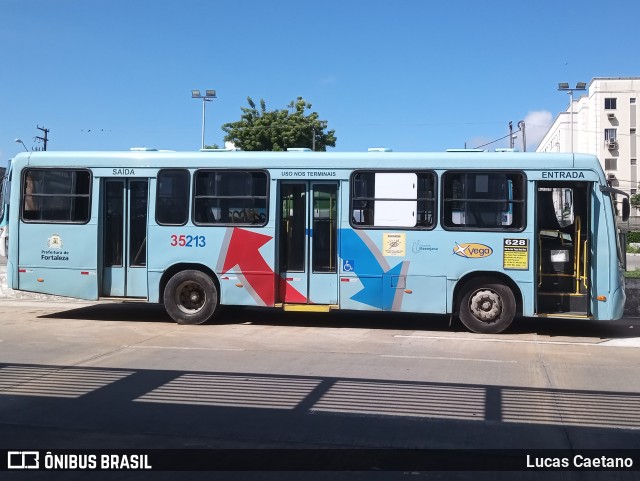 Rota Sol > Vega Transporte Urbano 35213 na cidade de Fortaleza, Ceará, Brasil, por Lucas Caetano. Número da foto: #12863827.