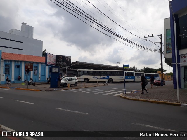 Terminais Rodoviários e Urbanos TERMINAL RODOVIÁRIO E URBANO DE NAVEGANTES SC na cidade de Navegantes, Santa Catarina, Brasil, por Rafael Nunes Pereira. Número da foto: #12865079.