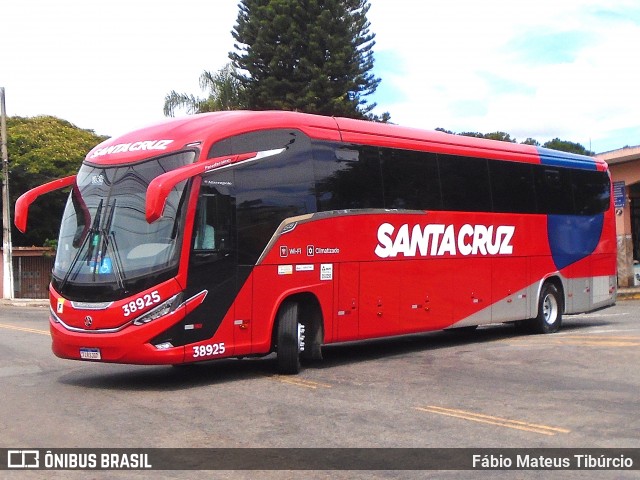 Viação Santa Cruz 38925 na cidade de Três Corações, Minas Gerais, Brasil, por Fábio Mateus Tibúrcio. Número da foto: #12864975.