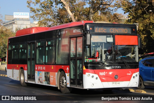 STU Santiago Transporte Urbano SPBS48 na cidade de Santiago, Santiago, Metropolitana de Santiago, Chile, por Benjamín Tomás Lazo Acuña. Número da foto: #12865640.