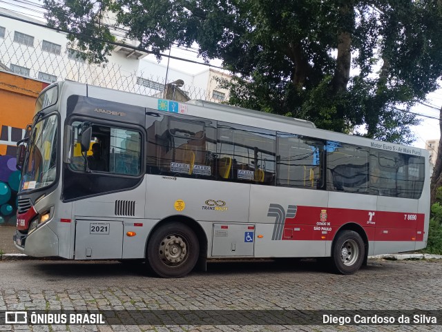 Transwolff Transportes e Turismo 7 8690 na cidade de São Paulo, São Paulo, Brasil, por Diego Cardoso da Silva. Número da foto: #12864378.