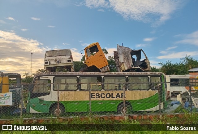 Sucata e Desmanches NTB5917 na cidade de Benevides, Pará, Brasil, por Fabio Soares. Número da foto: #12865638.