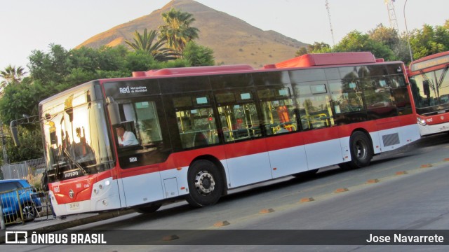 Buses Alfa S.A. 3010 na cidade de Renca, Santiago, Metropolitana de Santiago, Chile, por Jose Navarrete. Número da foto: #12864209.