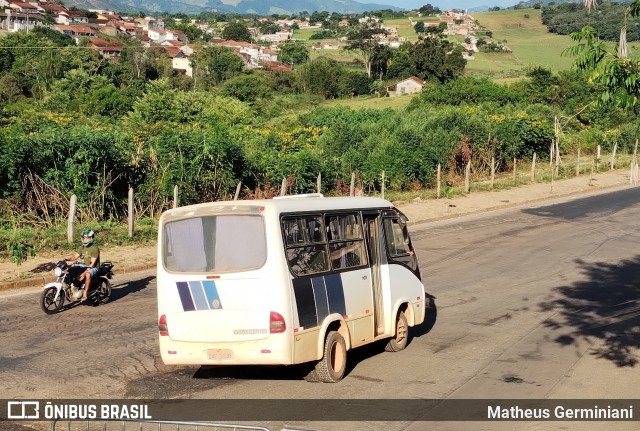 Transporte Rural 5238 na cidade de Santa Rita do Sapucaí, Minas Gerais, Brasil, por Matheus Germiniani. Número da foto: #12863573.