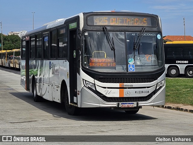 UniRio Transportes RJ 228.038 na cidade de Rio de Janeiro, Rio de Janeiro, Brasil, por Cleiton Linhares. Número da foto: #12868038.