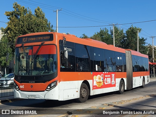 STU Santiago Transporte Urbano PGRZ73 na cidade de Estación Central, Santiago, Metropolitana de Santiago, Chile, por Benjamín Tomás Lazo Acuña. Número da foto: #12869780.