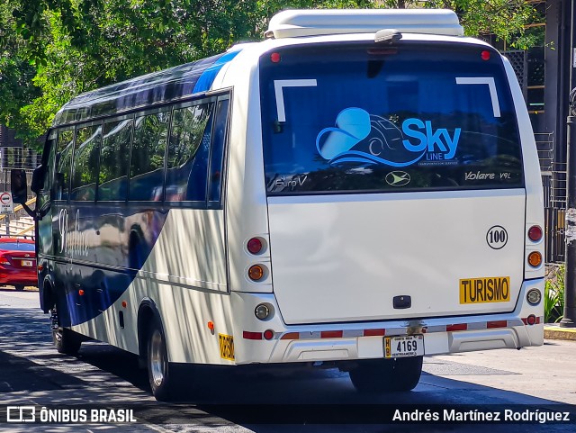 Transportes Skyline 00 na cidade de San José, San José, Costa Rica, por Andrés Martínez Rodríguez. Número da foto: #12870098.