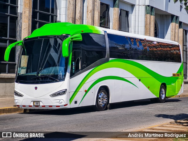 Grupo Transolutions 00 na cidade de Merced, San José, San José, Costa Rica, por Andrés Martínez Rodríguez. Número da foto: #12871172.