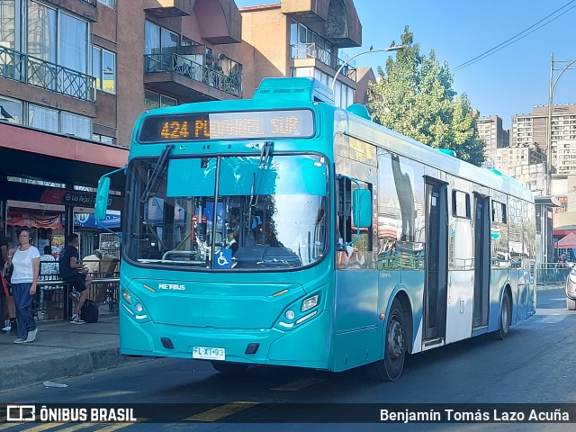 Metbus 1108 na cidade de Lo Prado, Santiago, Metropolitana de Santiago, Chile, por Benjamín Tomás Lazo Acuña. Número da foto: #12868922.