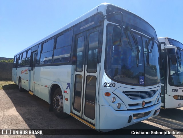 Suelen Turismo 220 na cidade de Parobé, Rio Grande do Sul, Brasil, por Cristiano Schnepfleitner. Número da foto: #12869969.