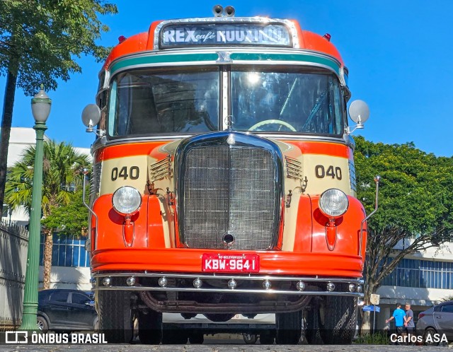 Rouxinol 040 na cidade de Contagem, Minas Gerais, Brasil, por Carlos ASA. Número da foto: #12871799.
