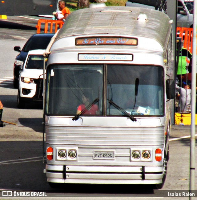 Motorhomes 6926 na cidade de Aparecida, São Paulo, Brasil, por Isaias Ralen. Número da foto: #12872983.