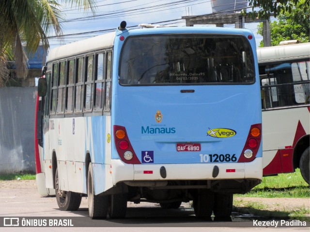 Vega Manaus Transporte 1012086 na cidade de Manaus, Amazonas, Brasil, por Kezedy Padilha. Número da foto: #12872092.