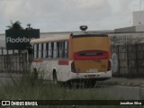 Empresa Metropolitana 715 na cidade de Jaboatão dos Guararapes, Pernambuco, Brasil, por Jonathan Silva. Número da foto: #12872926.