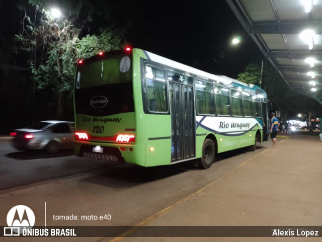 Rio Uruguay 120 na cidade de Puerto Iguazú, Iguazú, Misiones, Argentina, por Alexis Lopez. Número da foto: #12926741.