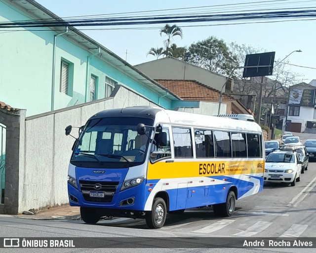 Escolares 3E16 na cidade de Itatiba, São Paulo, Brasil, por André  Rocha Alves. Número da foto: #12925411.
