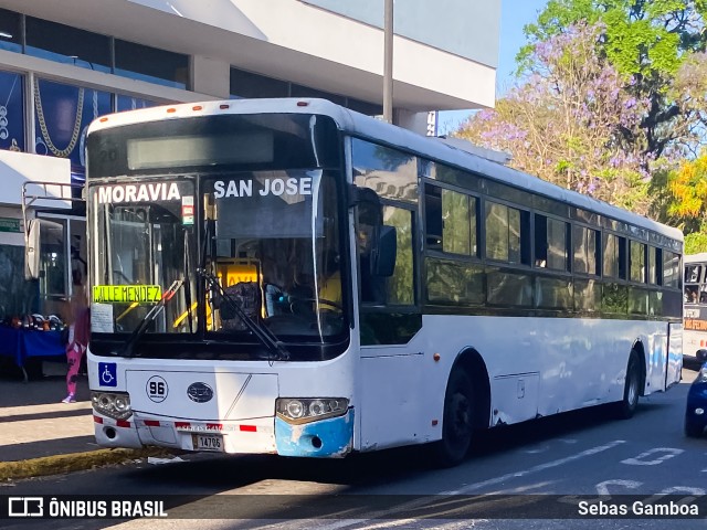 AMSA - Autotransportes Moravia 96 na cidade de Carmen, San José, San José, Costa Rica, por Sebas Gamboa. Número da foto: #12926487.